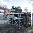 MUNK Rettungstechnik Arbeitsplattform für Lkw- und Busrettung Gerüstbauweise-small